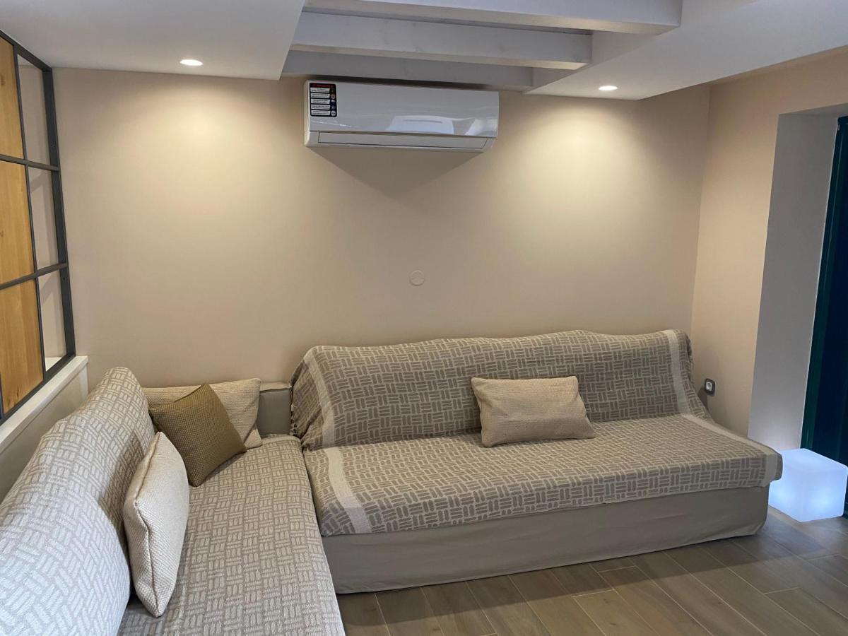 Papaduke House Διαμέρισμα Καλύβες Εξωτερικό φωτογραφία