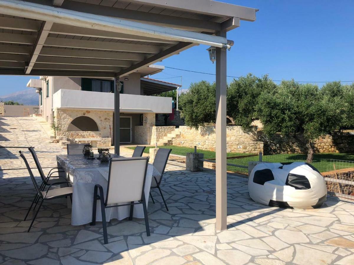 Papaduke House Διαμέρισμα Καλύβες Εξωτερικό φωτογραφία
